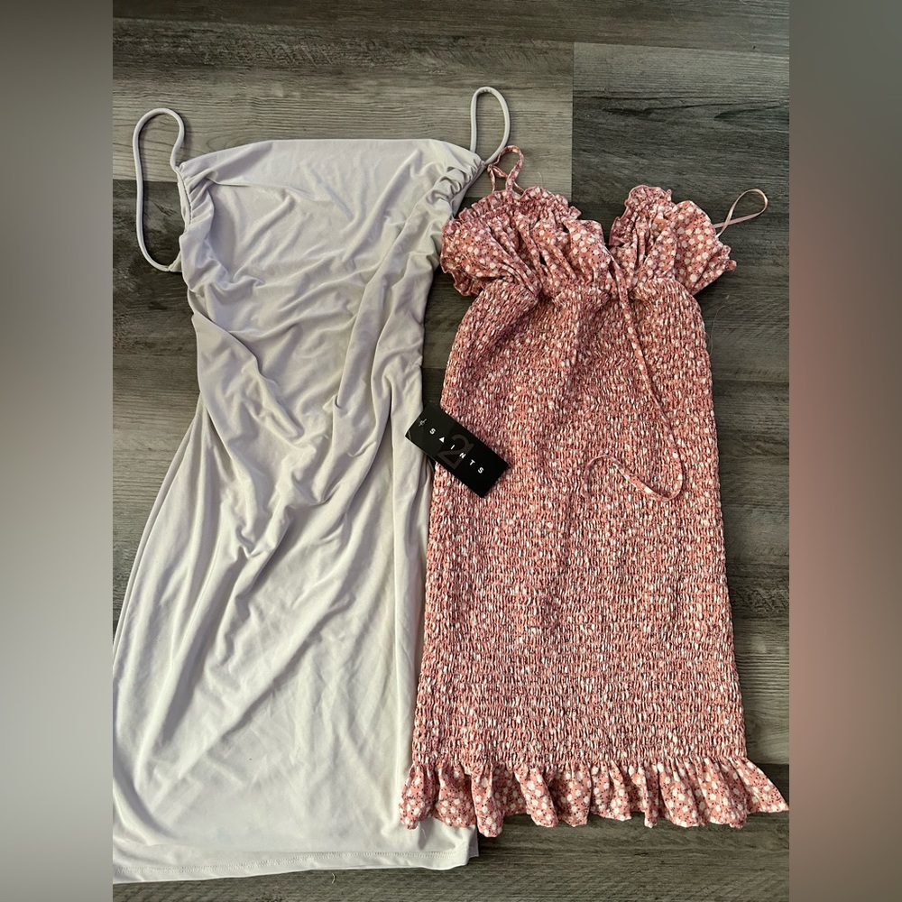 2 petite xs dresses.  One new with tags on it